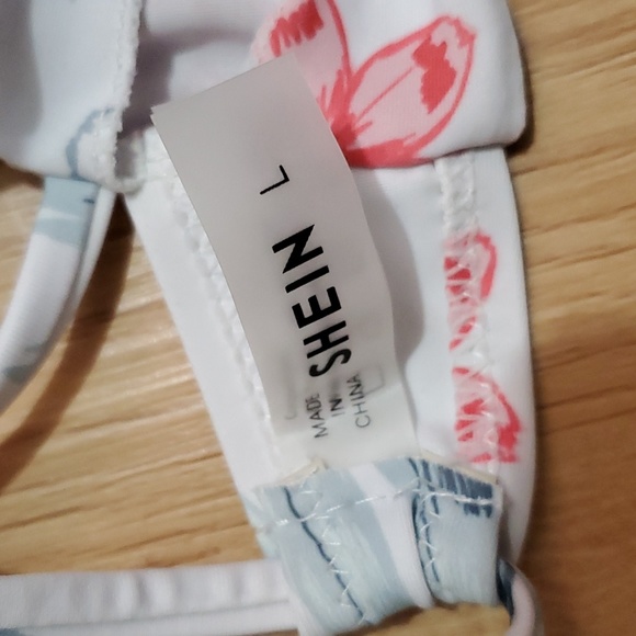 NWOT Bikini top - Picture 3 of 3